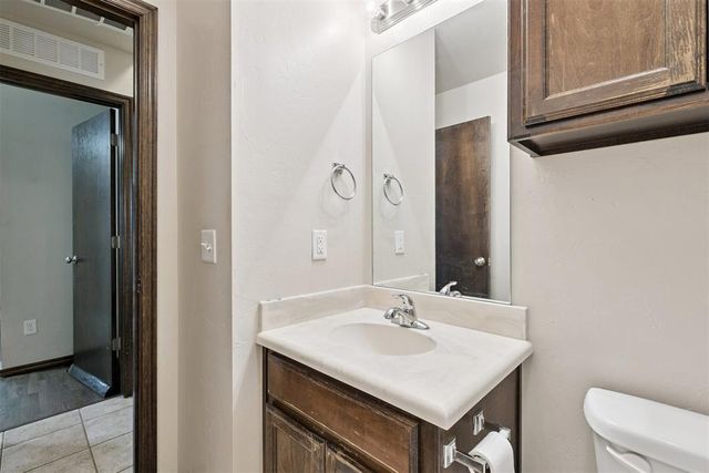 18424 Abierto Drive, Edmond, OK 73012