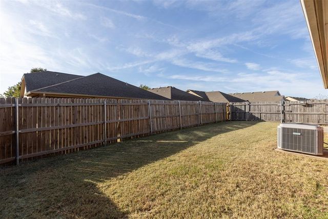 18424 Abierto Drive, Edmond, OK 73012