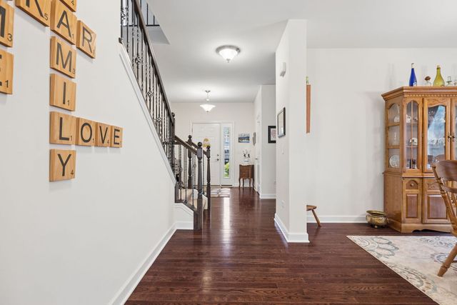 903 Foxview Drive, Joliet, IL 60431