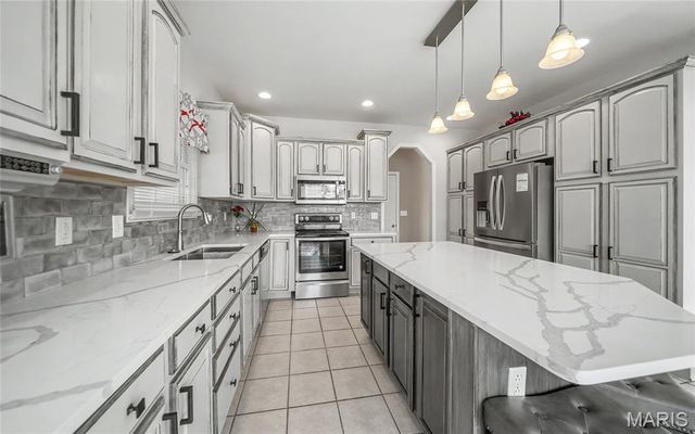 495 Grandview Farms Drive, Union, MO 63084