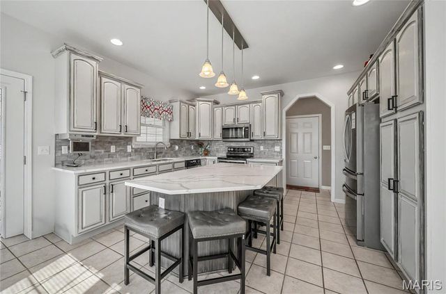 495 Grandview Farms Drive, Union, MO 63084