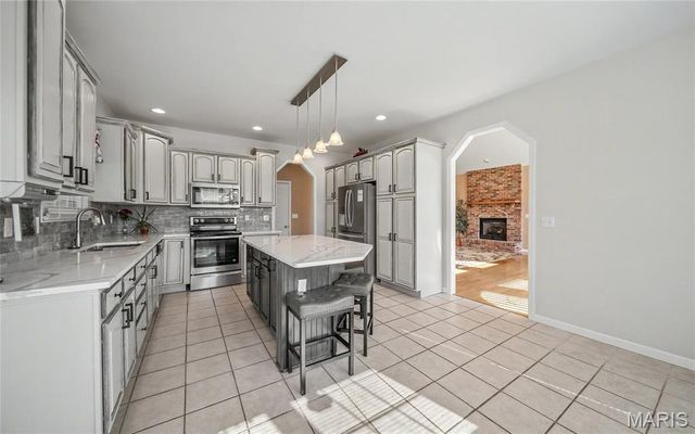 495 Grandview Farms Drive, Union, MO 63084