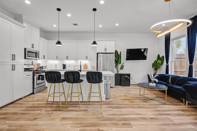 3344 Francis Street, Houston, TX 77004