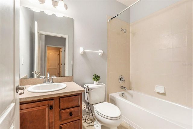 2803 WINGLEWOOD CIRCLE, Lutz, FL 33558