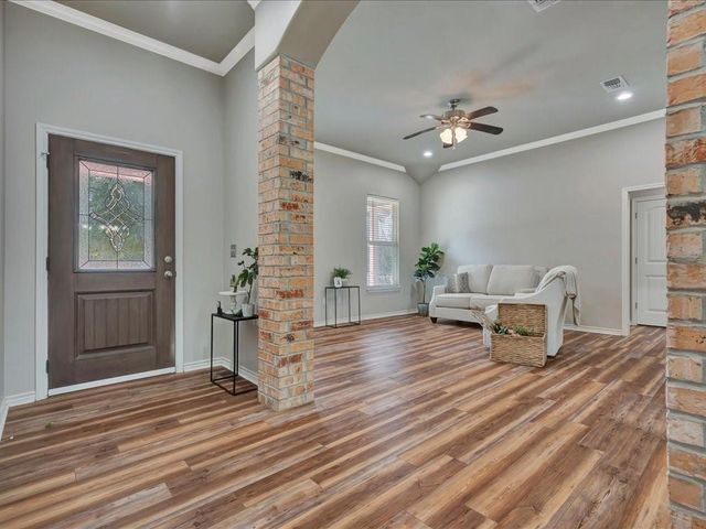 1220 Parkman Street, Lufkin, TX 75901