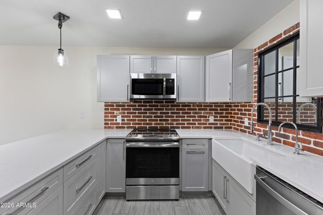 2118 E CENTER Lane 1, Tempe, AZ 85281