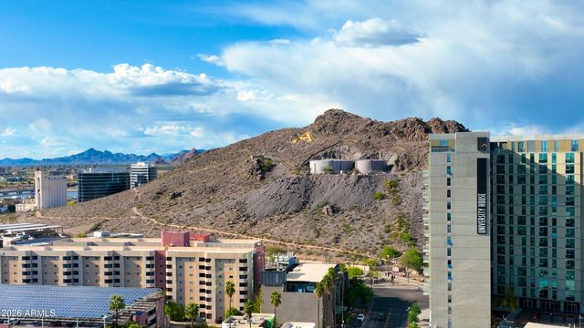 2118 E CENTER Lane 1, Tempe, AZ 85281