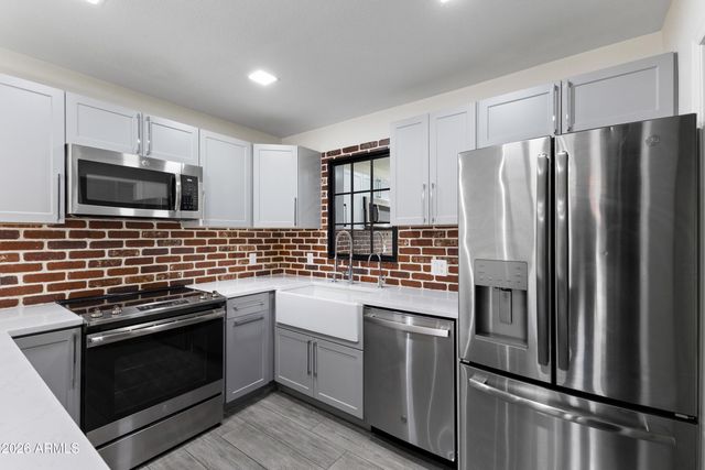 2118 E CENTER Lane 1, Tempe, AZ 85281