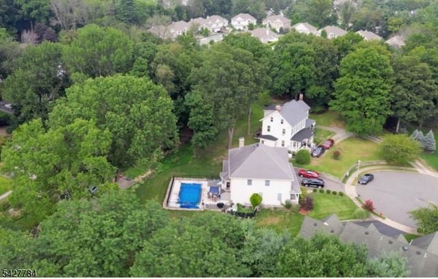 20 Greenbriar Ct, Boonton Town, NJ 07005