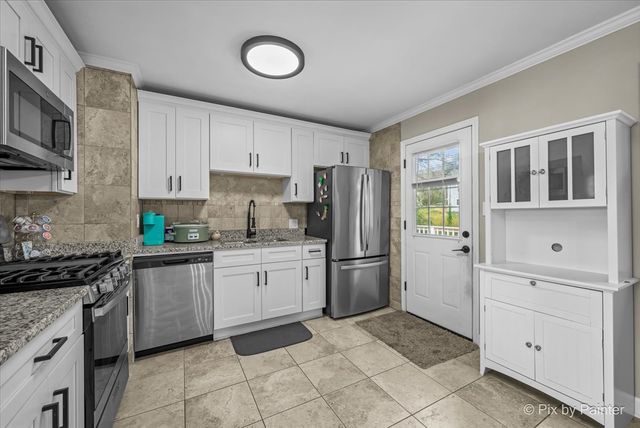 4121 N Johnsburg Road, Johnsburg, IL 60051