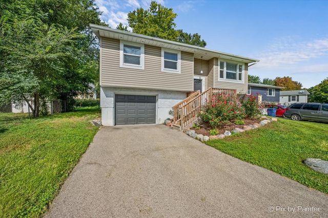 4121 N Johnsburg Road, Johnsburg, IL 60051