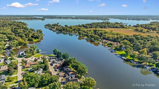 4121 N Johnsburg Road, Johnsburg, IL 60051