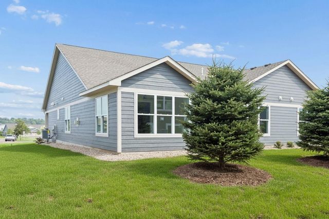 2915 Thompson Drive, River Falls, WI 54022