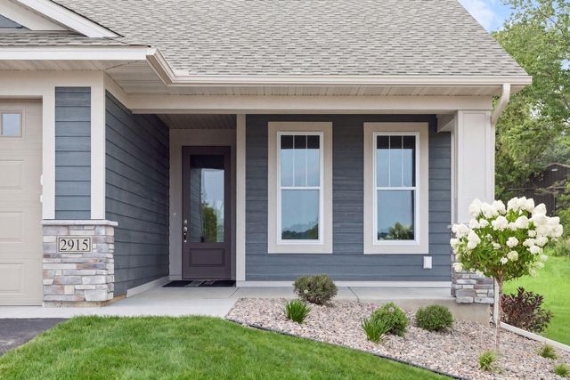 2915 Thompson Drive, River Falls, WI 54022