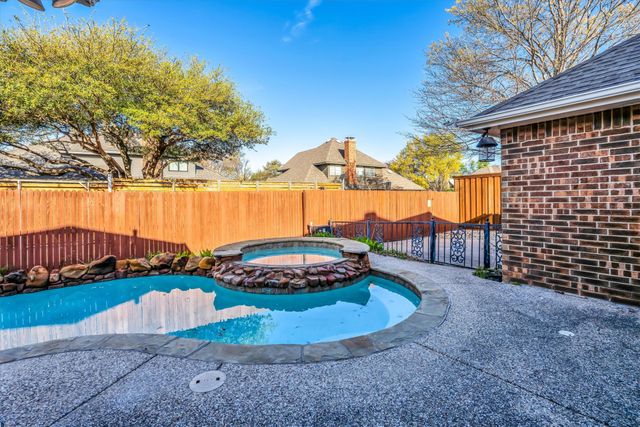316 Quiet Valley Drive, Coppell, TX 75019