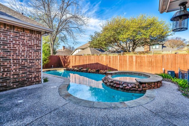 316 Quiet Valley Drive, Coppell, TX 75019