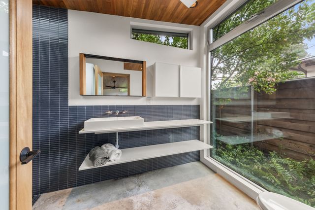 5907 Northaven Road, Dallas, TX 75230
