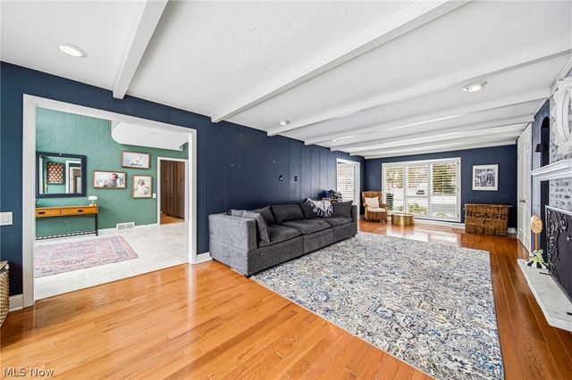 28900 Gates Mills Boulevard, Pepper Pike, OH 44124