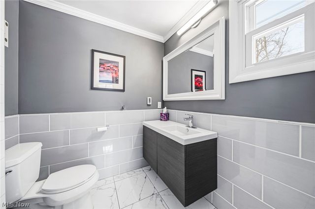 28900 Gates Mills Boulevard, Pepper Pike, OH 44124