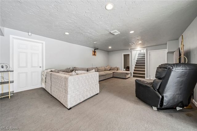 28900 Gates Mills Boulevard, Pepper Pike, OH 44124