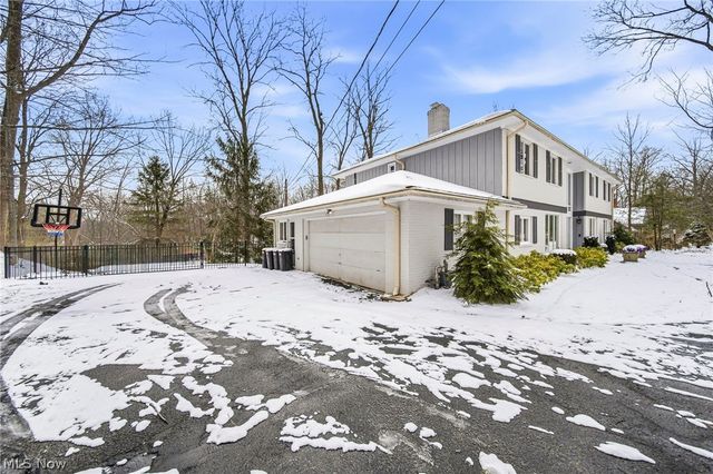 28900 Gates Mills Boulevard, Pepper Pike, OH 44124