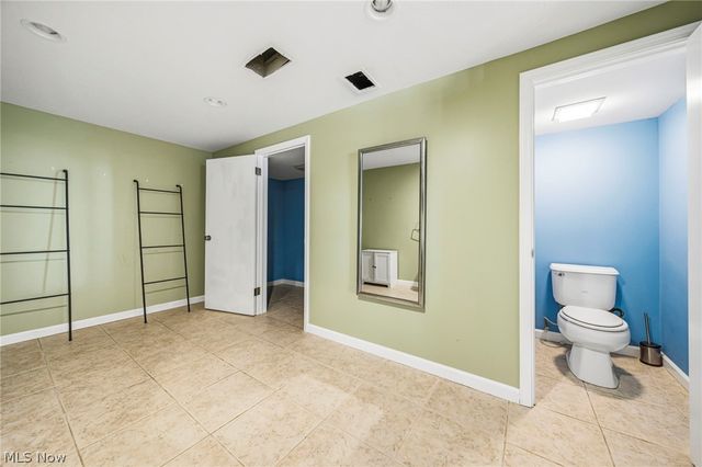 28900 Gates Mills Boulevard, Pepper Pike, OH 44124