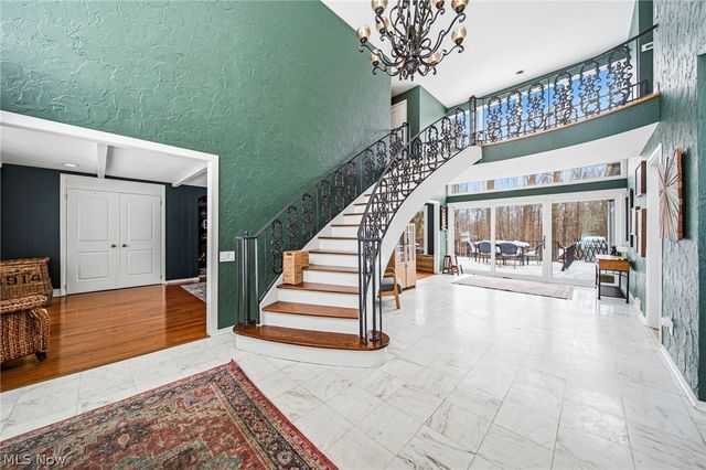 28900 Gates Mills Boulevard, Pepper Pike, OH 44124