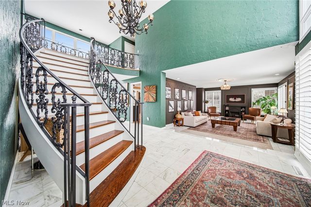 28900 Gates Mills Boulevard, Pepper Pike, OH 44124