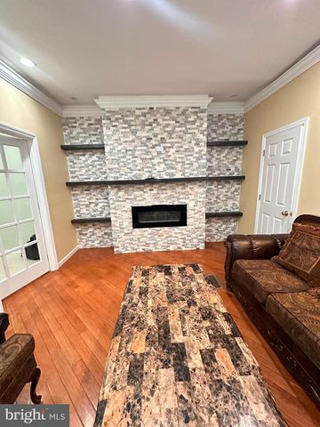 717 HAMILTON AVE, Trenton, NJ 08629