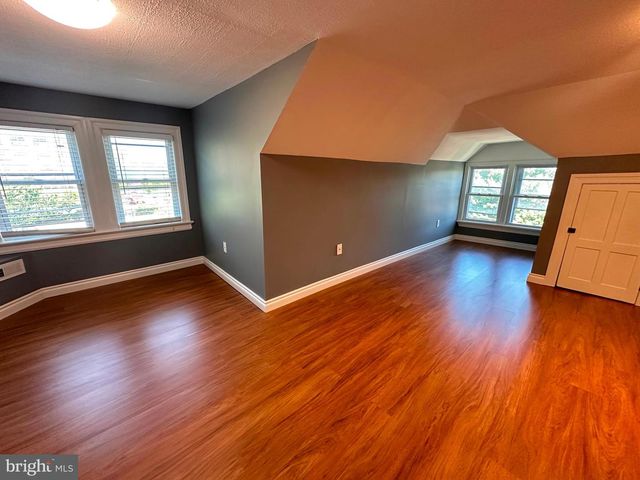 717 HAMILTON AVE, Trenton, NJ 08629