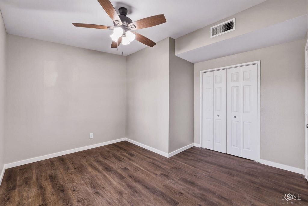 Image 16 of property listing at 1114 E 23rd Street, San Angelo, TX 76903