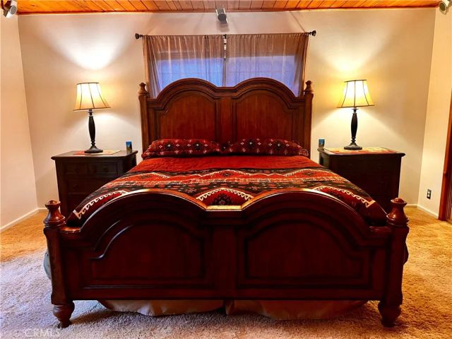 199 Pinecrest Drive, Big Bear Lake, CA 92315