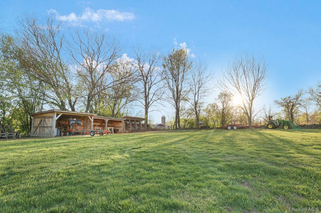 237 Sarah Wells Trail, Campbell Hall, NY 10916