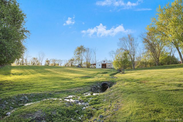 237 Sarah Wells Trail, Campbell Hall, NY 10916