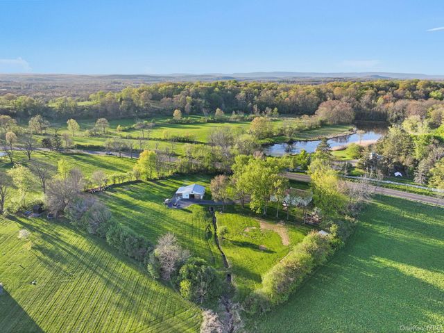 237 Sarah Wells Trail, Campbell Hall, NY 10916