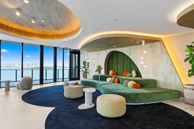 700 NE 24 4607, Miami, FL 33137