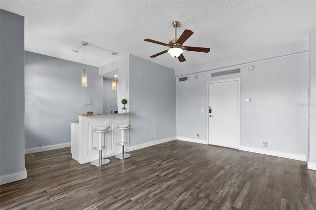 2109 BAYSHORE BOULEVARD 205, Tampa, FL 33606