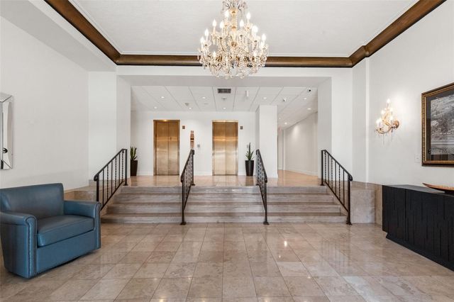 2109 BAYSHORE BOULEVARD 205, Tampa, FL 33606
