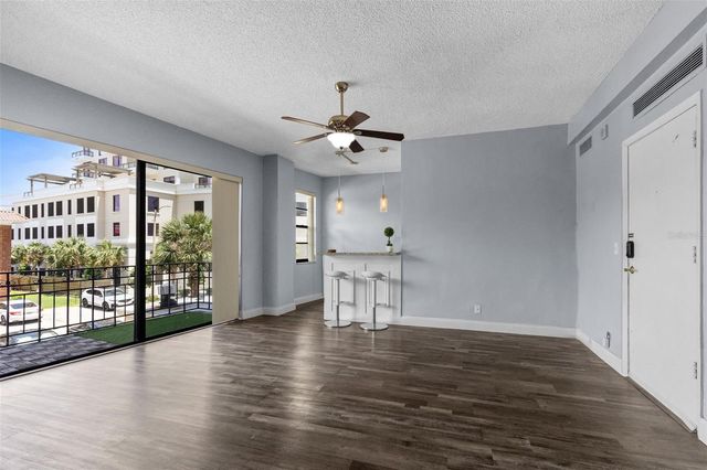 2109 BAYSHORE BOULEVARD 205, Tampa, FL 33606
