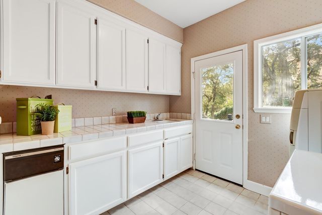 3058 Ridgeview Dr, El Dorado Hills, CA 95762