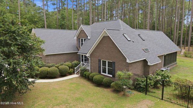 211 Channel Run, Washington, NC 27889