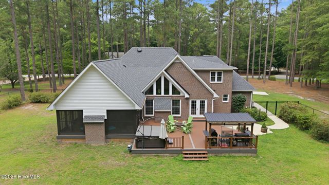 211 Channel Run, Washington, NC 27889