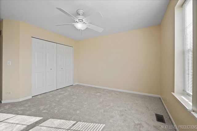 438 W Meadow Mist Lane, Round Lake, IL 60073