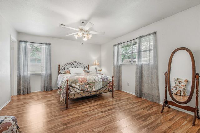 19023 Lakeshire Street, Humble, TX 77346