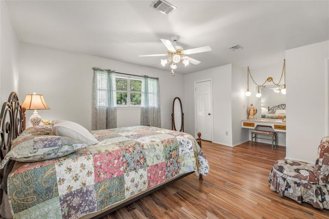 19023 Lakeshire Street, Humble, TX 77346