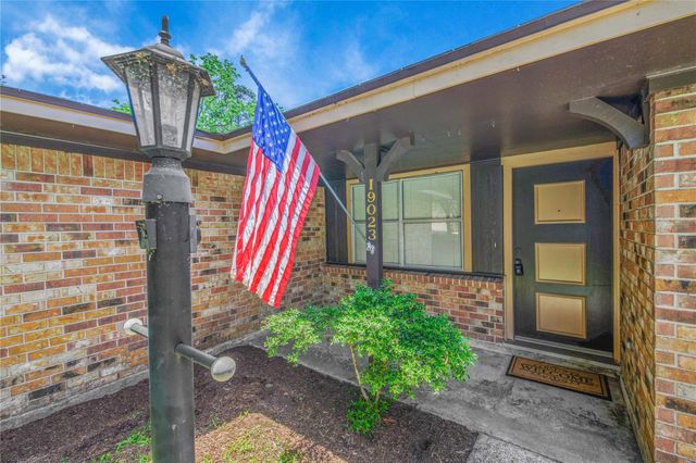 19023 Lakeshire Street, Humble, TX 77346