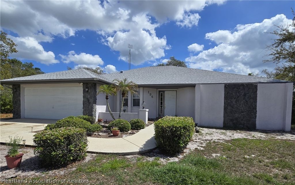 134 Bonnie Road NW, Lake Placid, FL 33852