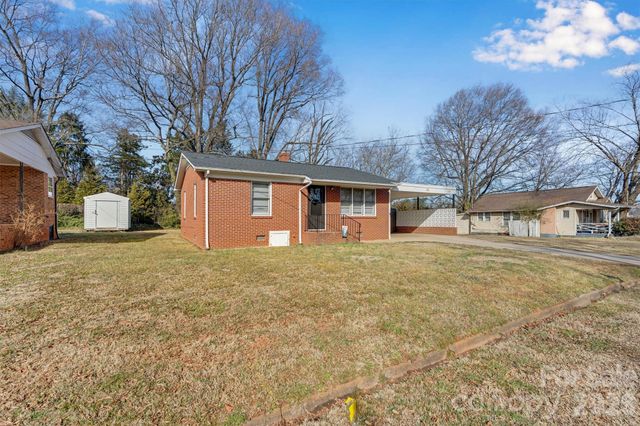 109 9th Street SE, Conover, NC 28613