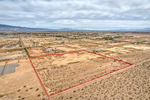 1300 Equestrian Court, Pahrump, NV 89048