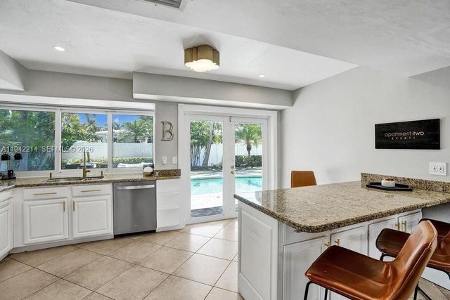 2080 NE 65th St, Fort Lauderdale, FL 33308